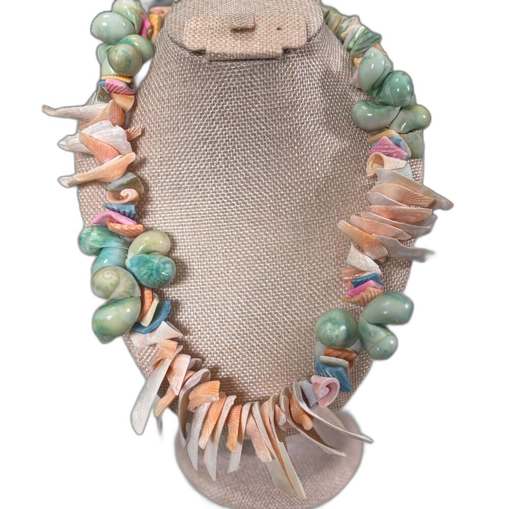 1960s Vintage Hawaiian Shell Necklace-Chunky Pastel Luau Statement Piece